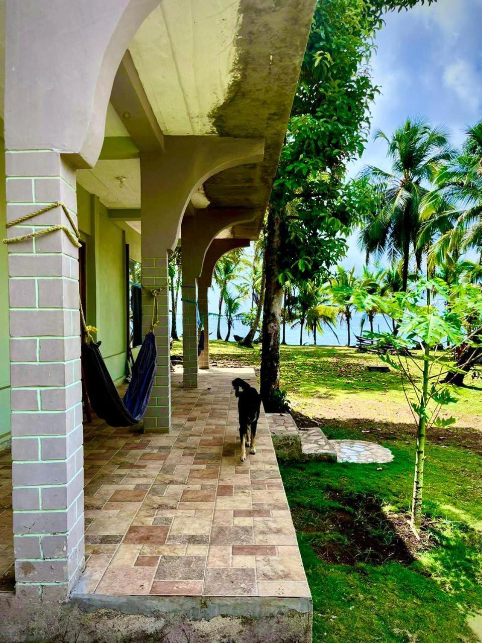 Guesthouse Island Escape South End Exterior photo