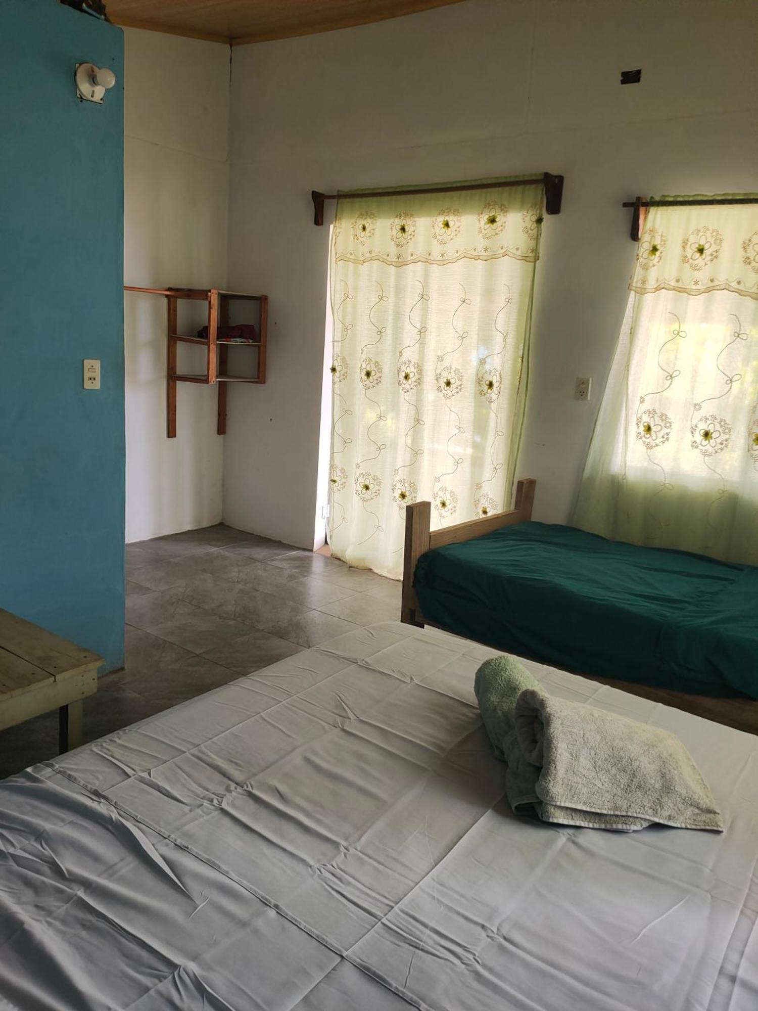 Guesthouse Island Escape South End Room photo