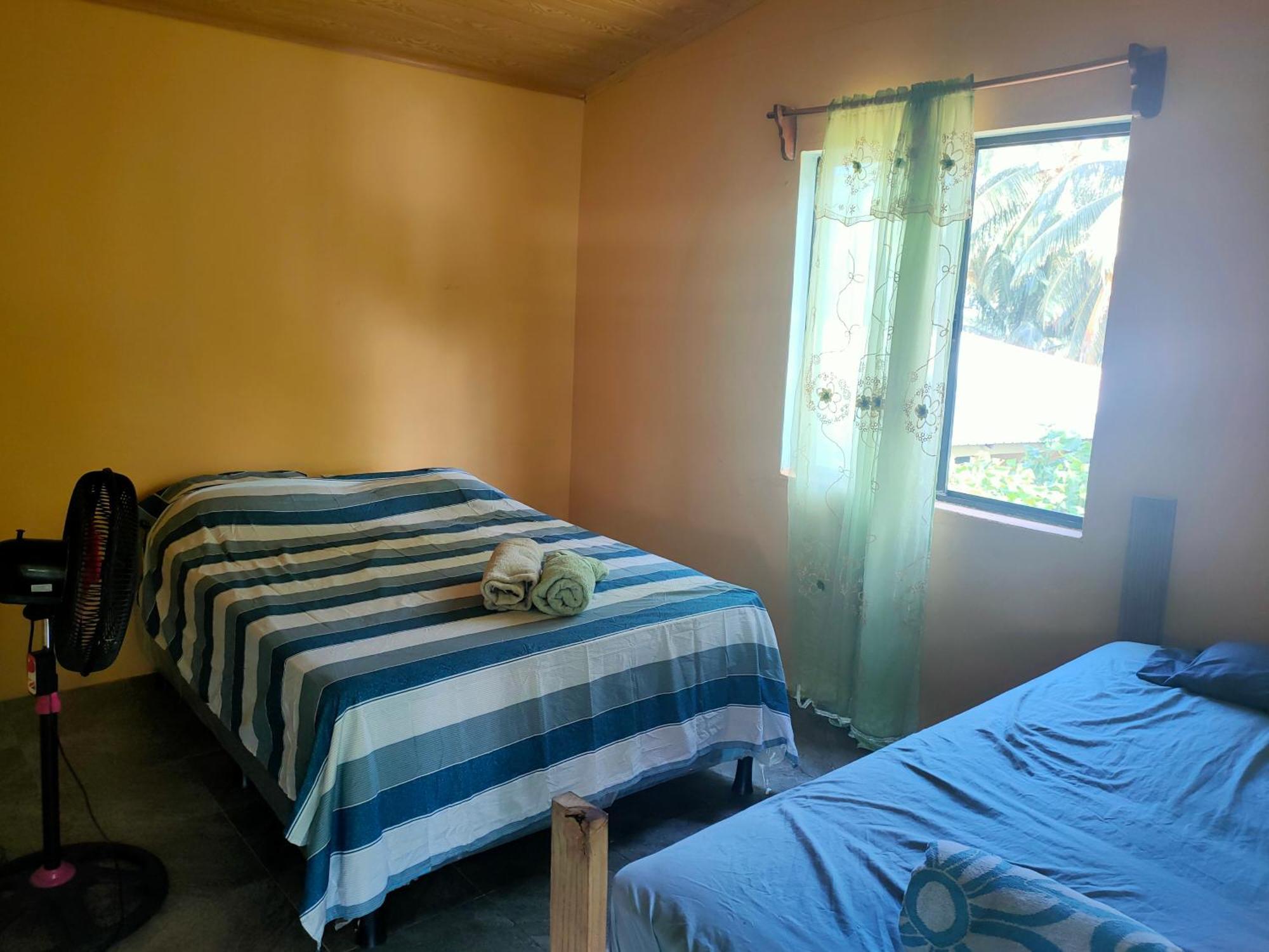Guesthouse Island Escape South End Room photo