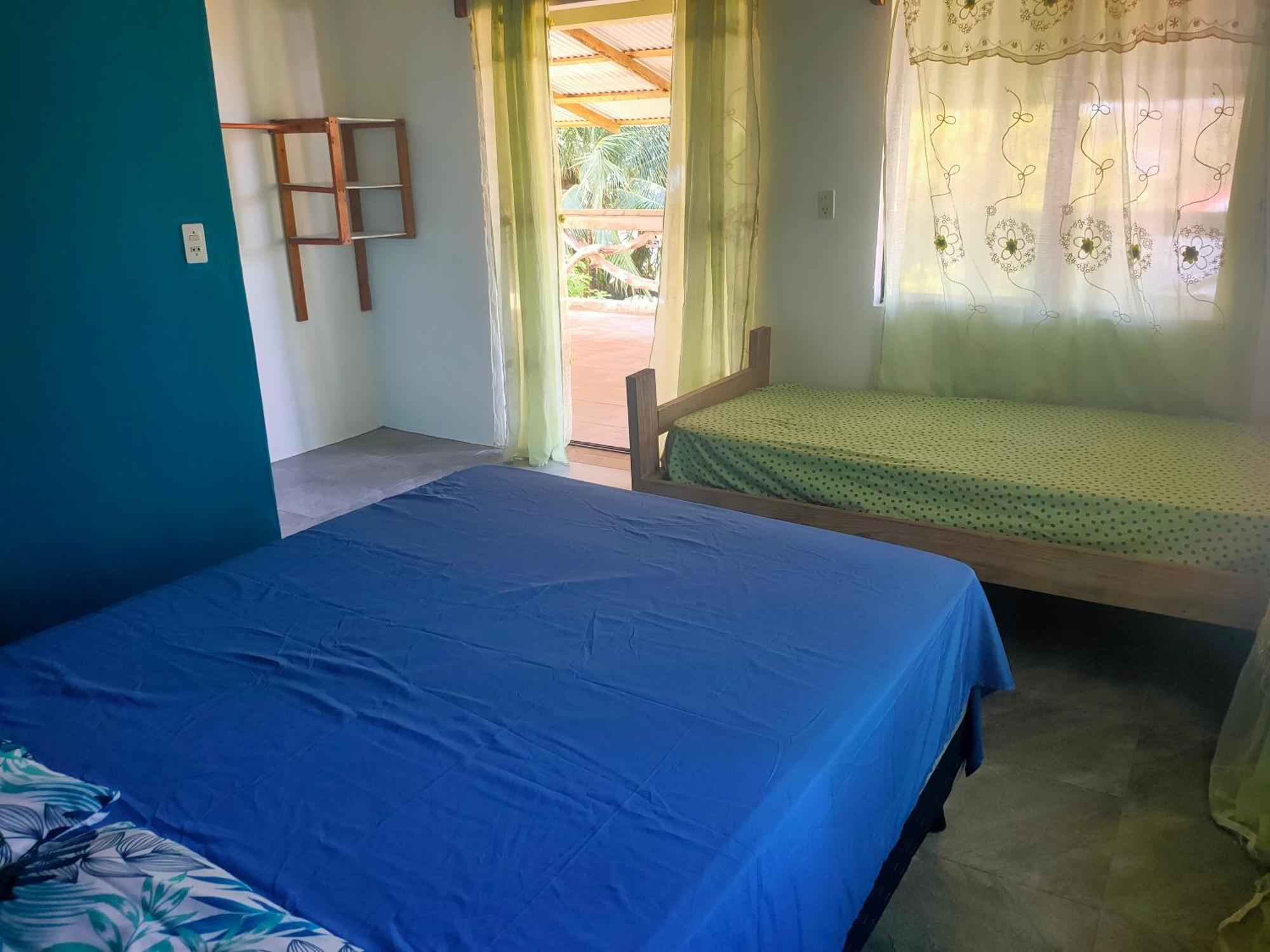 Guesthouse Island Escape South End Room photo